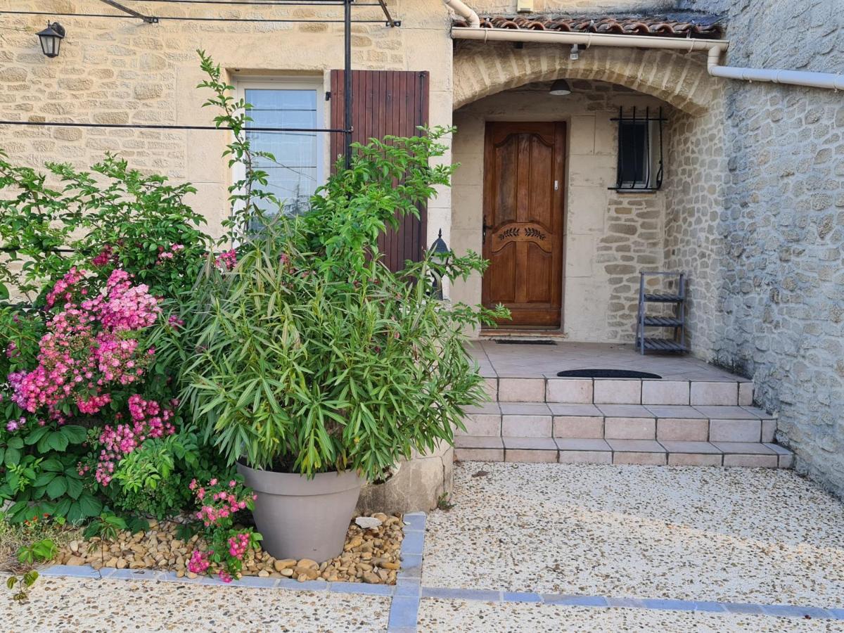3 indépendants dans villa avec piscine terrasse, jardin, parking clos, wifi Meyreuil Exterior foto