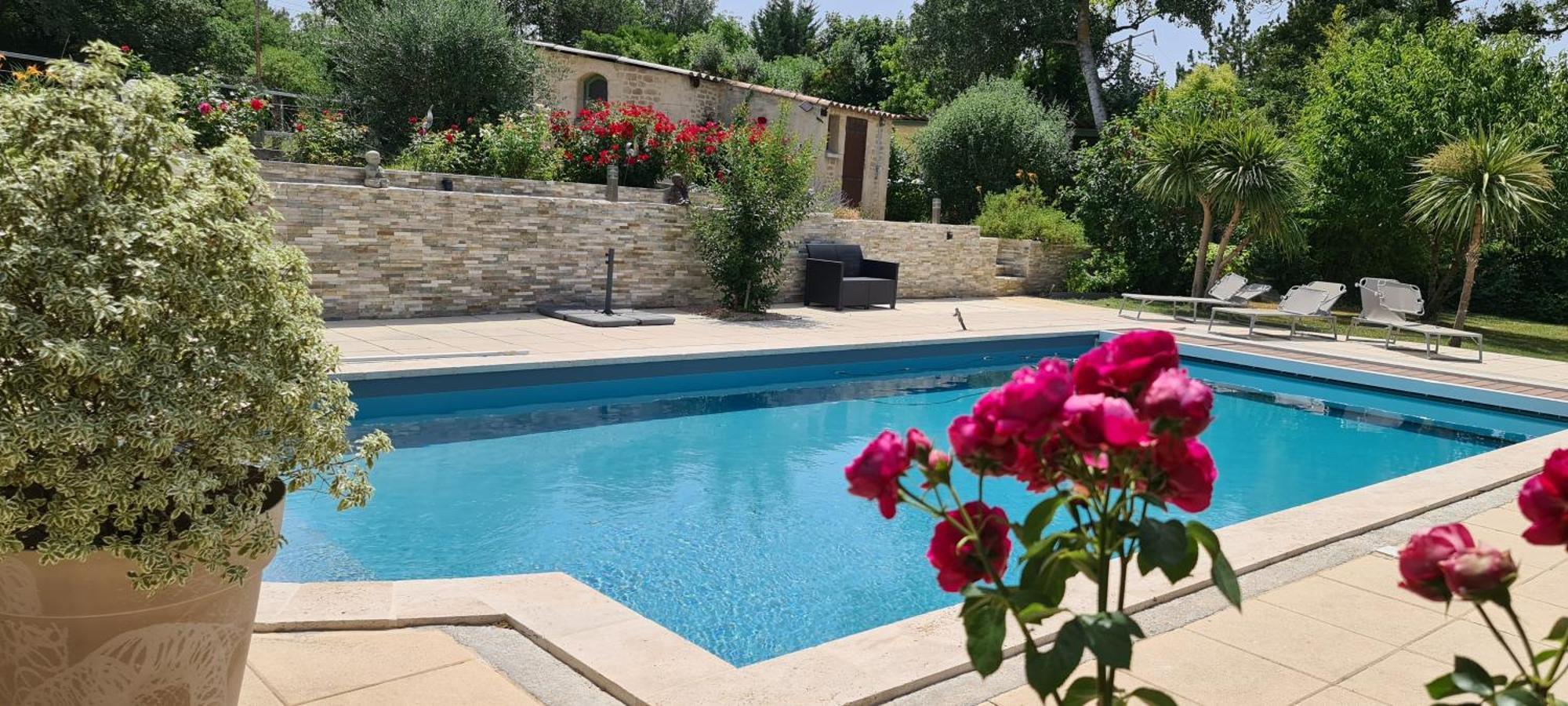 3 indépendants dans villa avec piscine terrasse, jardin, parking clos, wifi Meyreuil Exterior foto