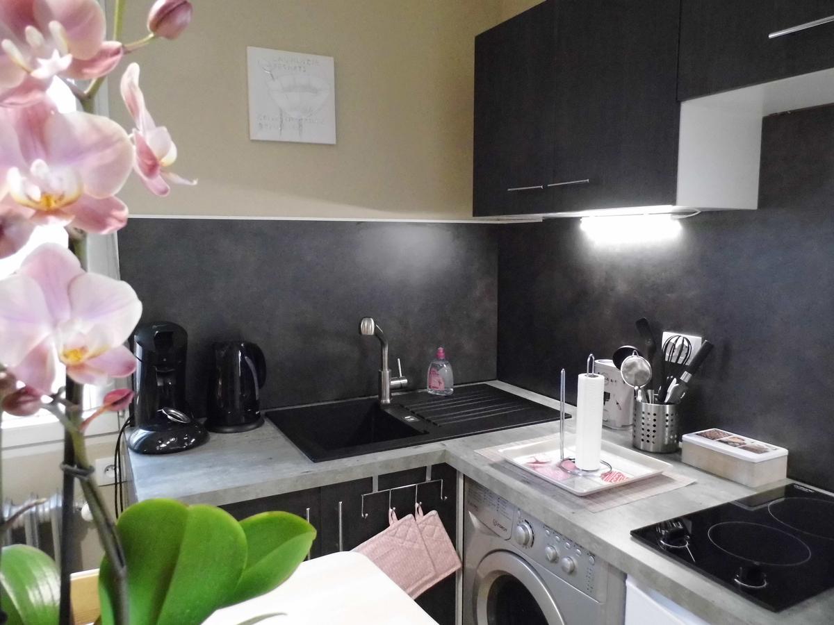 3 indépendants dans villa avec piscine terrasse, jardin, parking clos, wifi Meyreuil Exterior foto